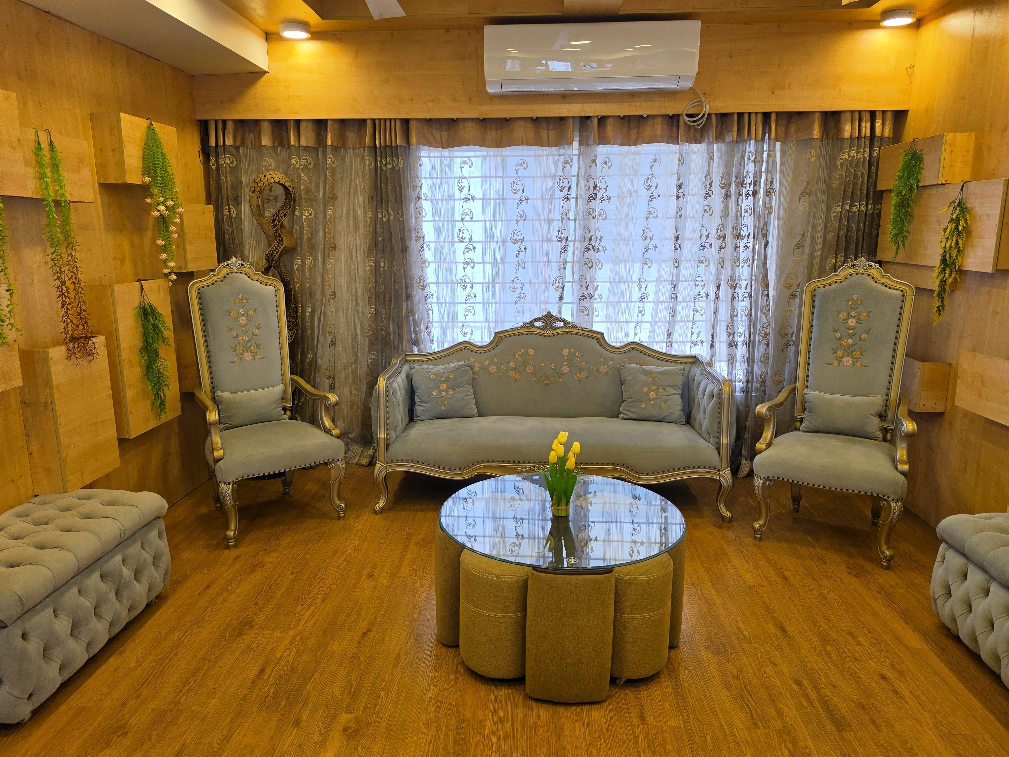 Modern Furnished Apartment